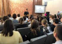 Выездные консультации для старшеклассников: Октябрьской, Рассветовской школ и п. Янтарный проводит Санкт-Петербургский горный университет (представительство в г. Шахты).